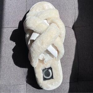 Journee Collection Quiet Slide Sandal | Ivory